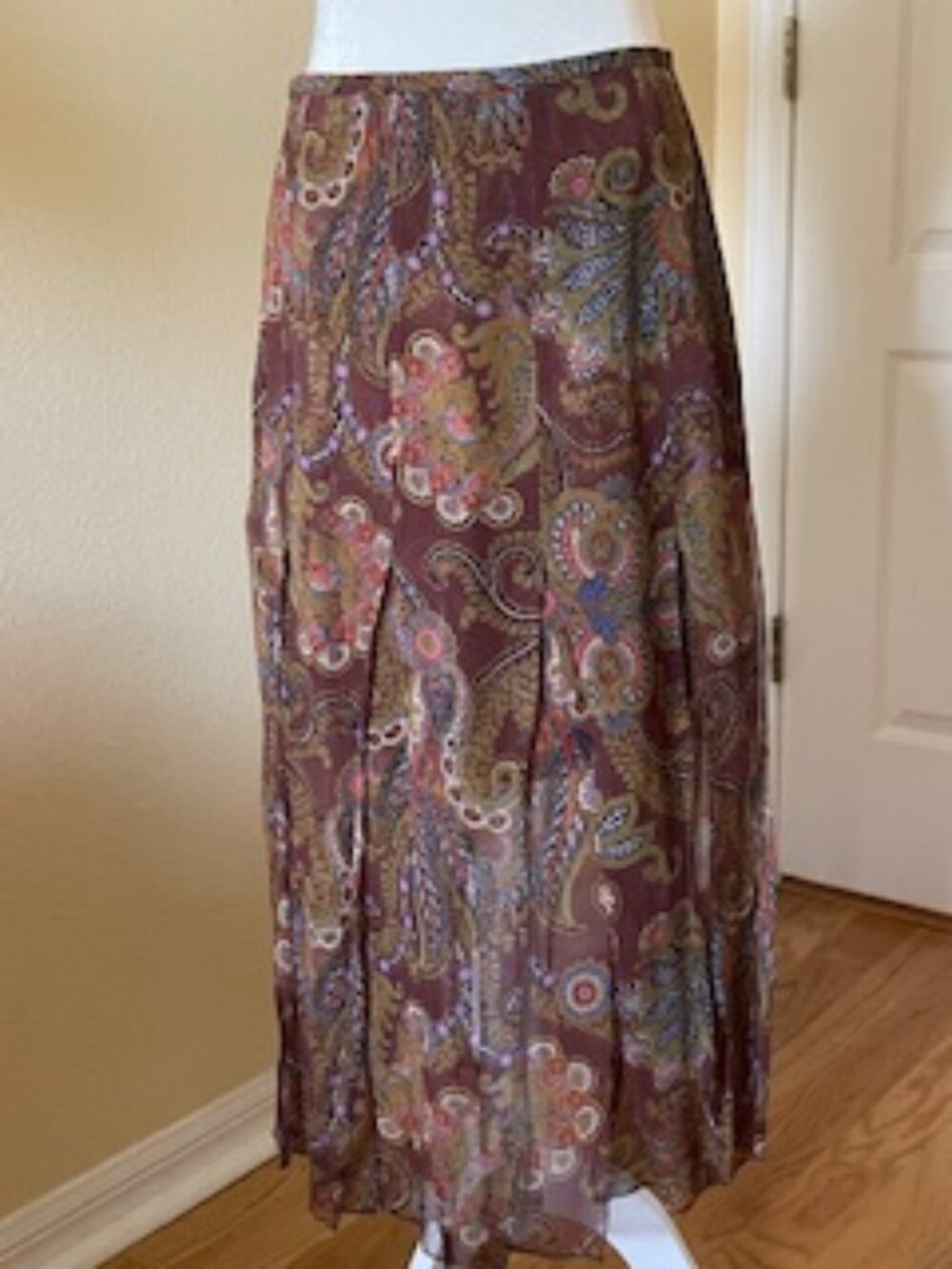 David Meister Handkerchief Hem Multi-colored skirt - Size 4